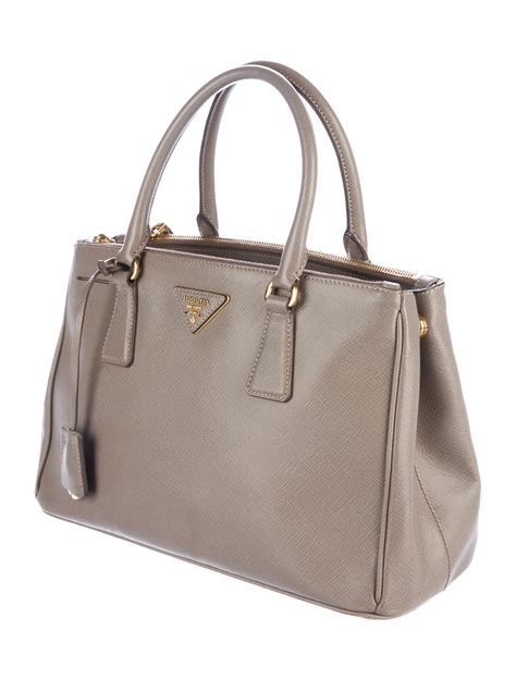 prada saffiano lux small shoulder bag|Prada saffiano lux tote large.